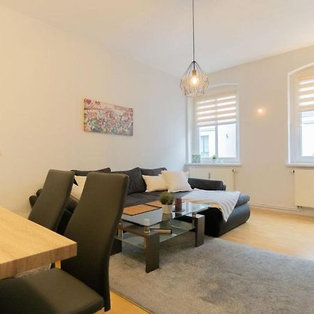 *Central_50M2_Kitchen_Washer_Netflix_Parking Cottbus Extérieur photo