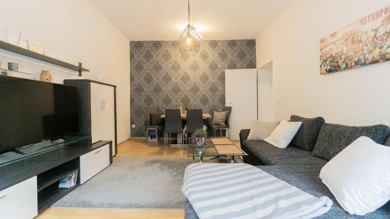 *Central_50M2_Kitchen_Washer_Netflix_Parking Cottbus Extérieur photo