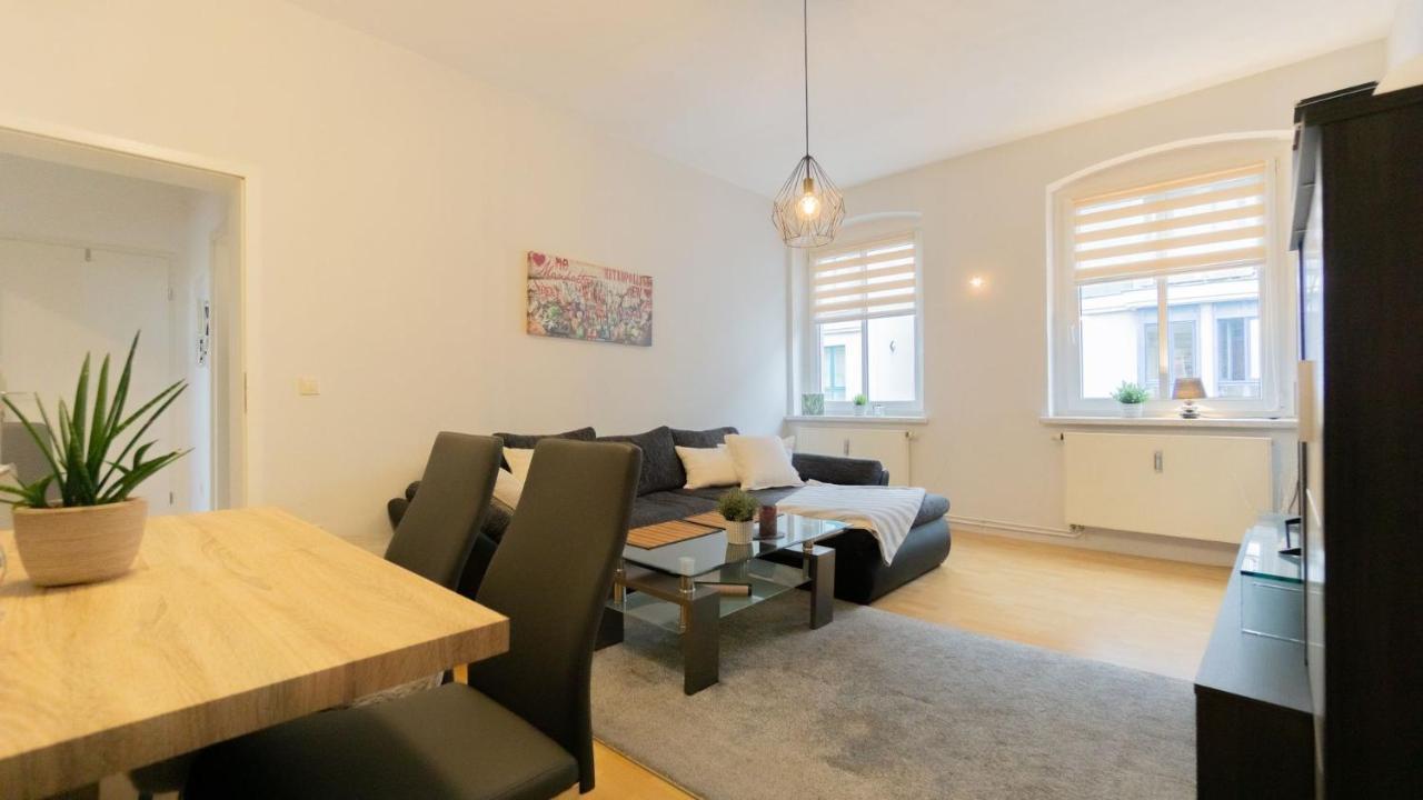*Central_50M2_Kitchen_Washer_Netflix_Parking Cottbus Extérieur photo