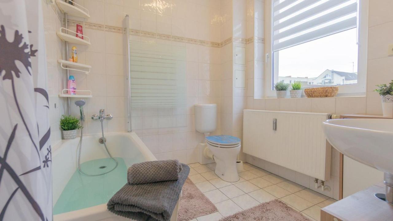 *Central_50M2_Kitchen_Washer_Netflix_Parking Cottbus Extérieur photo